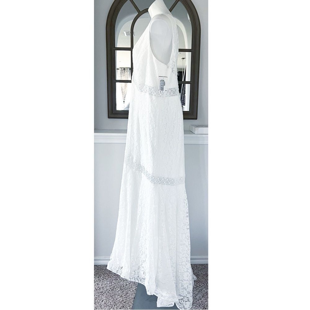 GALINA V-Neck Lace Illusion Wedding Dress, White, NWT, Size 20W - Picture 9 of 14